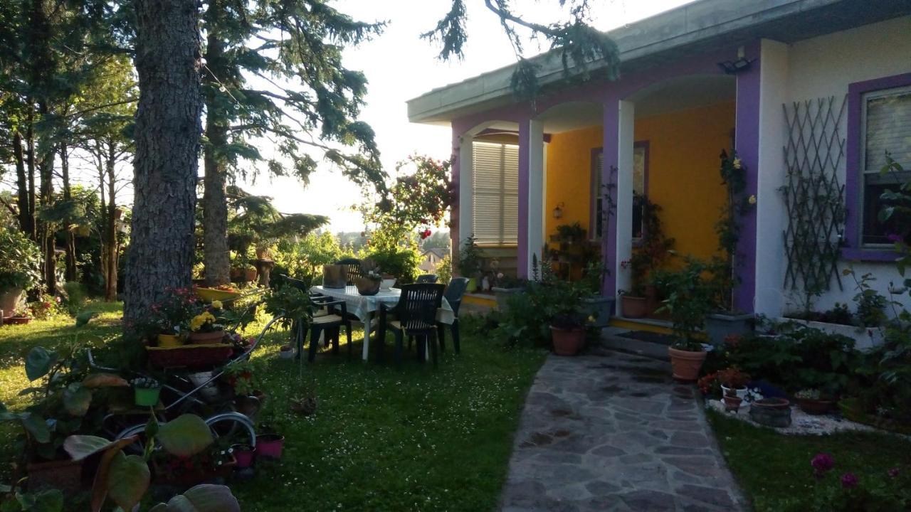 Nel Giardino Di Oz Bed and Breakfast Fornovo di Taro Eksteriør billede