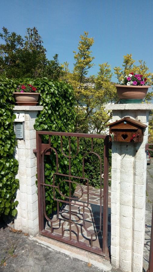 Nel Giardino Di Oz Bed and Breakfast Fornovo di Taro Eksteriør billede